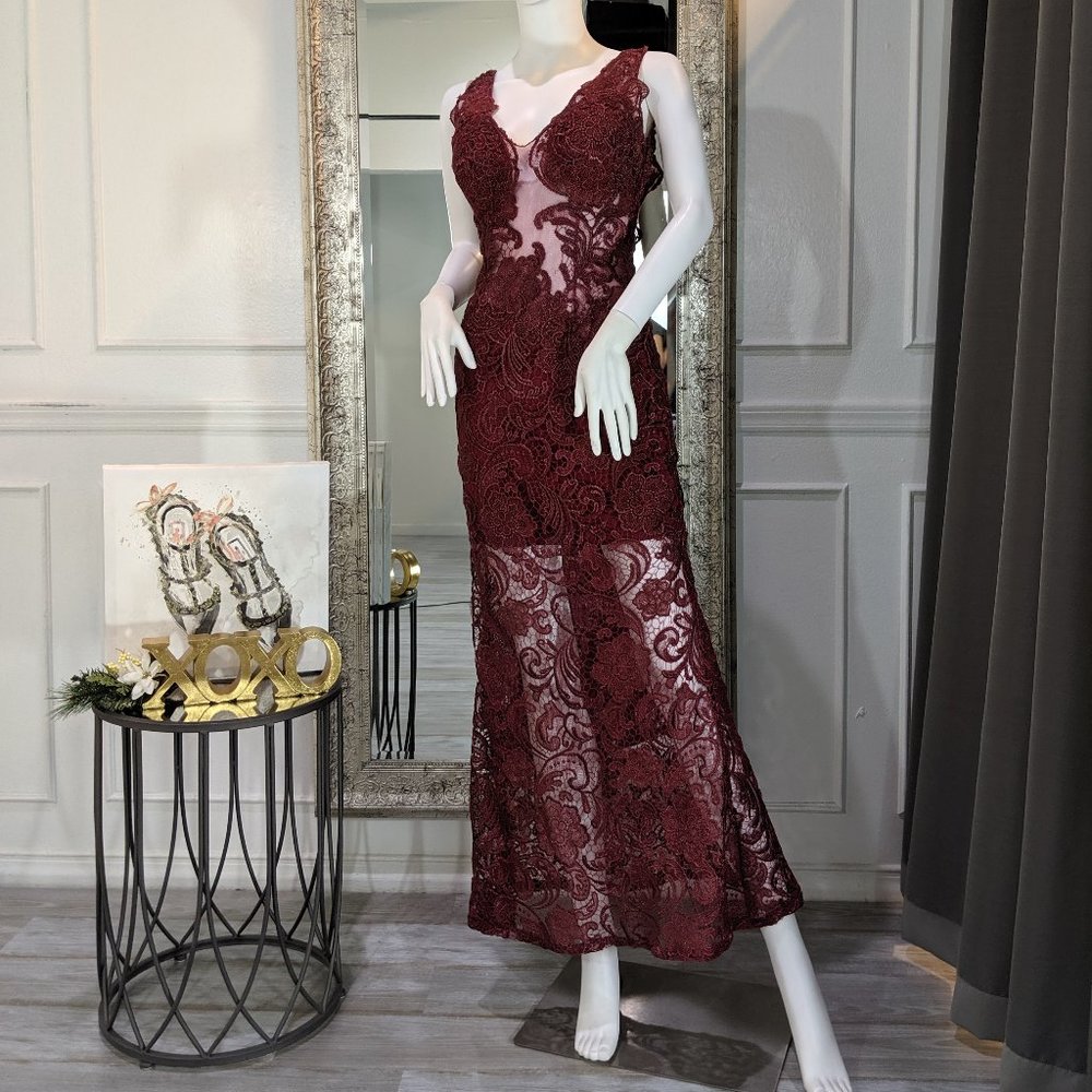Burgundy Formal Evening Dress Gown